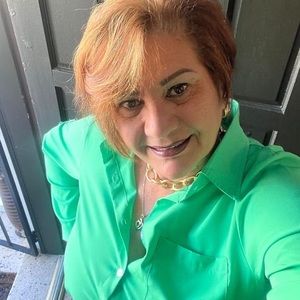 Meet your Posher, Josefina